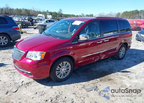 2013 Chrysler Town & Country Touring-L z USA, uszkodzony, nr VIN 2C4RC1CG4DR559253